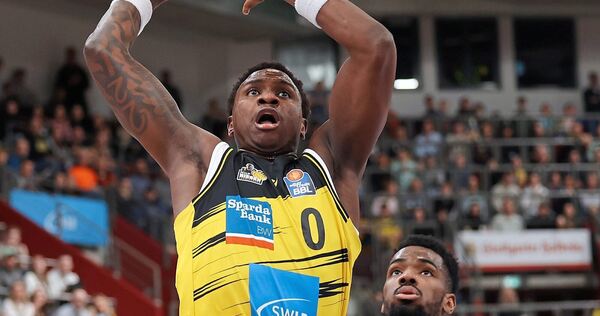 Einer der wenigen Riesen in Normalform: Babacar Sane.