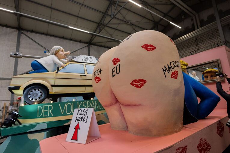 Richtfest des Kölner Rosenmontagszugs