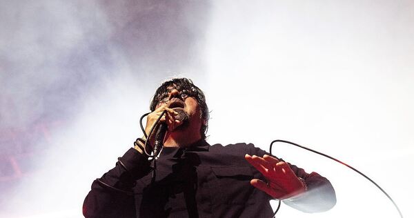 Wütend-melancholisch angefasste Hymnen: Die Deftones beim Konzert in der Schleyerhalle.