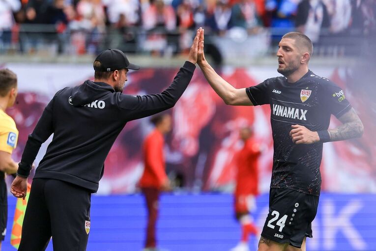 Sebastian Hoeneß (l) und Jeff Chabot (r)