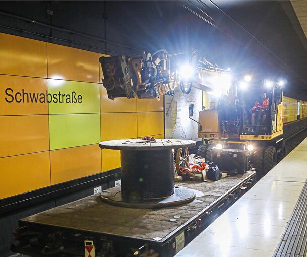 Regelmäßig seit 2021 wird in den Sommerferien die Stammstrecke der S-Bahn gesperrt, was für große Verärgerung bei Kunden und dem Aufgabenträger, dem Regionalverband, führt.