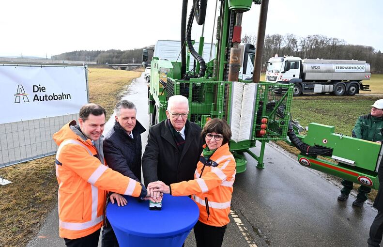 Beginn des Ausbaus der A8 am Albaufstieg