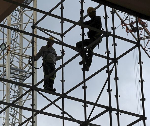 Weil es nicht richtig am Gebäude befestigt war, stürzte in Kornwestheim ein Gerüst auf die Straße. Das Verfahren vor dem Ludwigsburger Amtsgericht wurde gegen eine Geldauflage eingestellt.