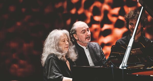 Beeindruckend: Martha Argerich und Jura Margulis spielen ein gemeinsames Konzertprogramm.
