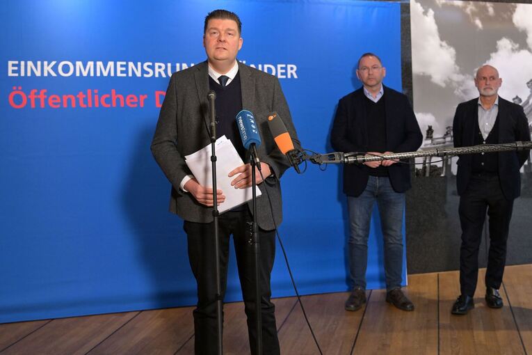 Fortsetzung der Tarifverhandlungen des öffentliche Dienstes Fortsetzung der Tarifverhandlungen des öffentliche Dienstes