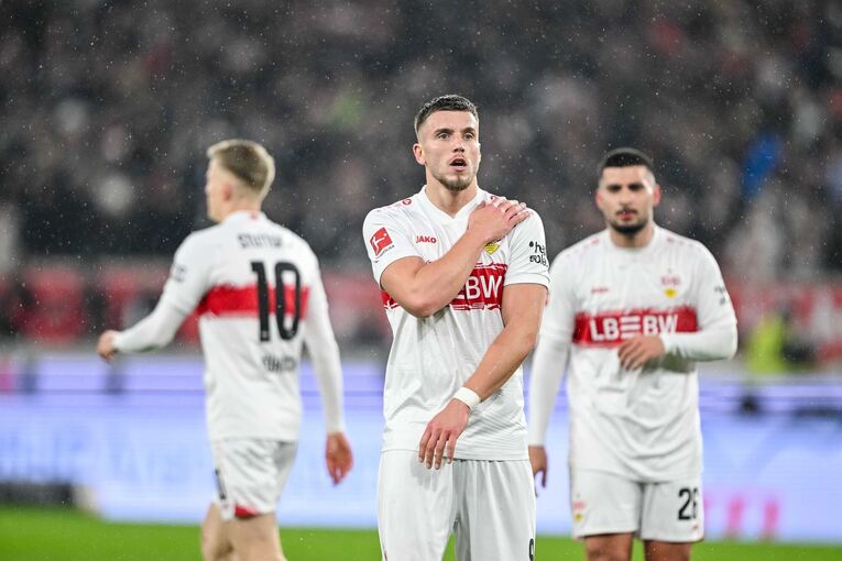 VfB Stuttgart - 1. FC Köln VfB Stuttgart - 1. FC Köln