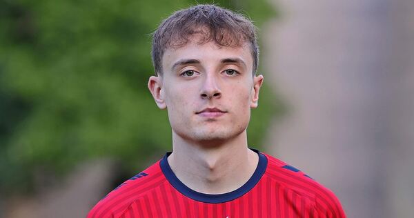 In Lübeck ins kalte Wasser geworfen: SG-Rechtsaußen Nico Bacani.