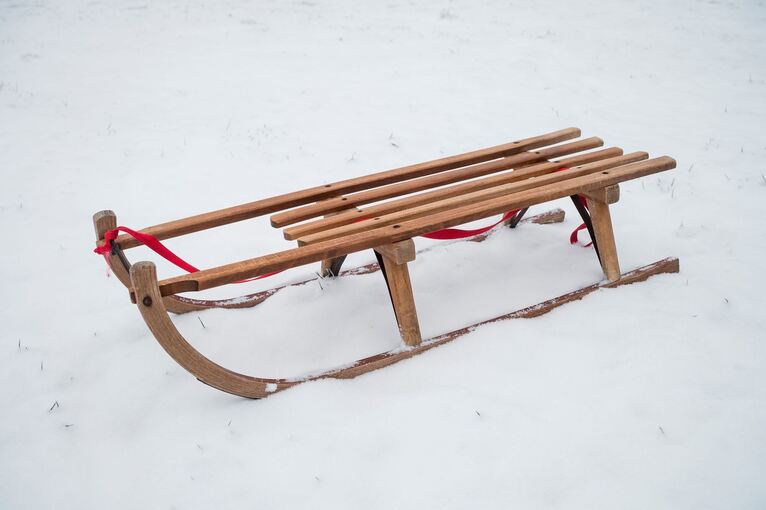 Schlitten Schlitten