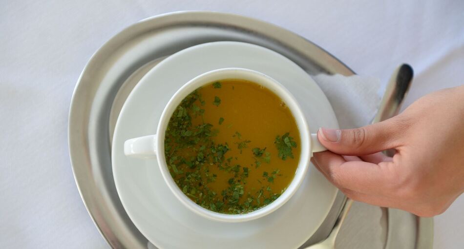 Zwischen Fett und Fasten Zwischen Fett und Fasten