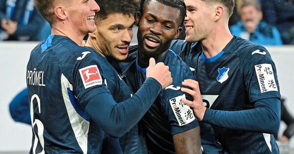 Gut gelaunte Hoffenheimer: Grischa Prömel (von links), Torschütze Valentin Gendrey, Ihlas Bebou und Robin Hranáč