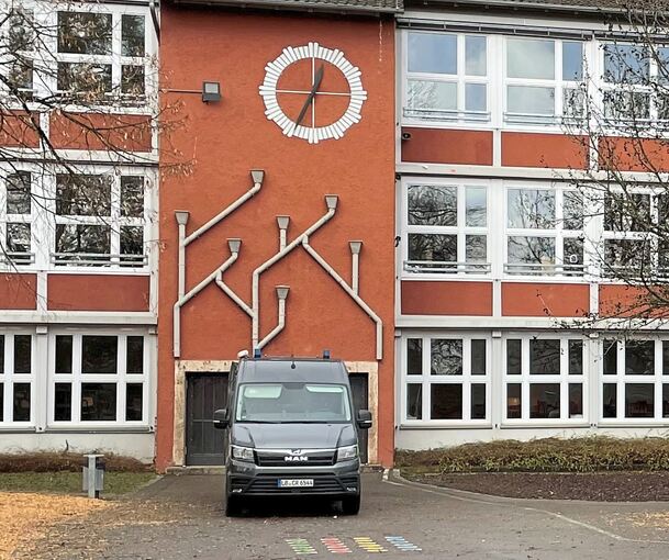 Am Montagmorgen rückte die Polizei zur Spurensuche an.