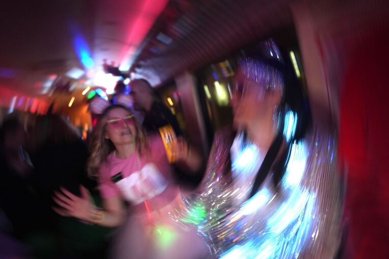 Pappnasen Express nach Köln