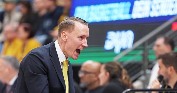 Kämpft mit den Schwankungen seines Teams: Riesen-Trainer Mikko Riipinen.