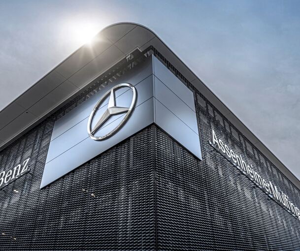 Natürlich mit Stern: das Parkhaus von AssenheimerMulfinger am Standort Heilbronn. Demnächst will das Unternehmen auch in Ludwigsburg mit einem eigenen Autohaus präsent sein.