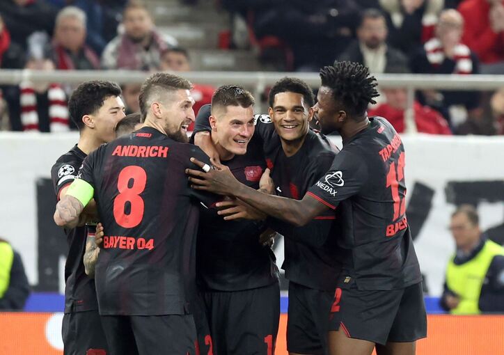 Olympiakos Piräus - Bayer Leverkusen Olympiakos Piräus - Bayer Leverkusen