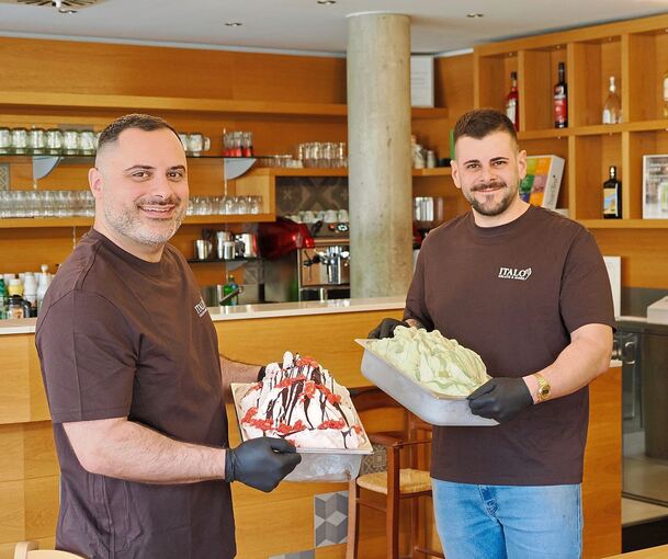 Davide de Paola und Guiseppe Amendola freuen sich auf die Eröffnung ihres neuen Eiscafés.