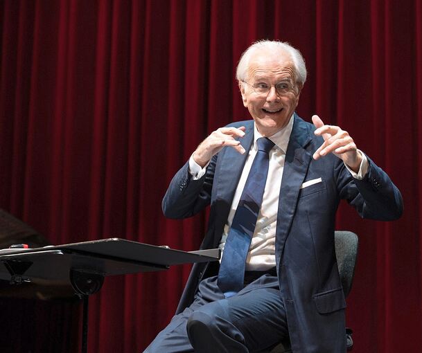 Gepflegter humoristischer Etikettenschwindel: der Entertainer, Humorist und Schauspieler Harald Schmidt.