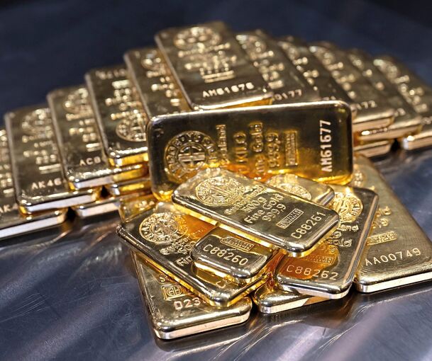 Rekordrally beim Goldpreis: Die Feinunze Gold ist so teuer wie lange nicht. Das führt auch zu mehr Andrang in den Pfandleihhäusern.