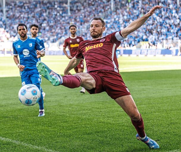 Freiberger Neuzugang: Florian Ballas, hier im Trikot von Jahn Regensburg.