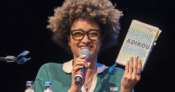 Ein dynamischer Prozess zwischen den Sprachen: Raphaëlle Red präsentiert ihr aktuelles Buch.