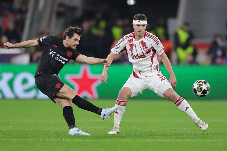 Bayer Leverkusen - Olympiakos Piräus Bayer Leverkusen - Olympiakos Piräus