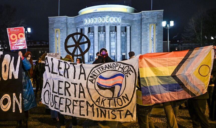 Buchpremiere mit Frauenrechtlerin Schwarzer
