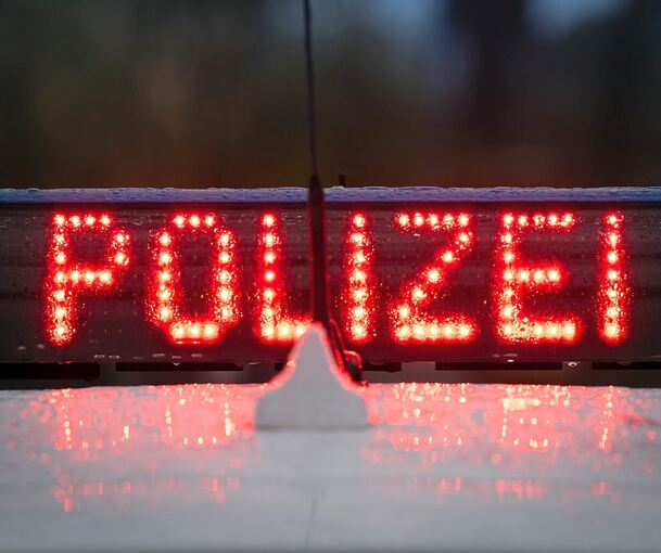Die Polizei bittet um Hinweise.