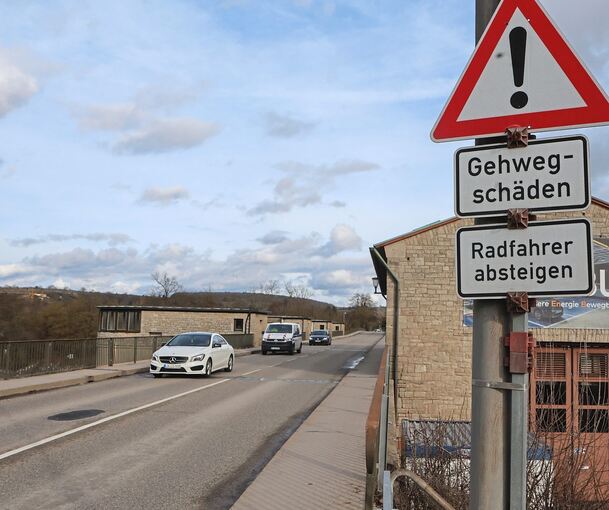 Die Neckarbrücke in Besigheim muss dringend neu gebaut werden.