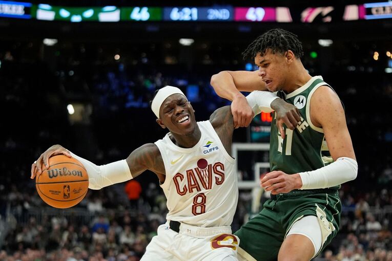 Milwaukee Bucks - Cleveland Cavaliers Milwaukee Bucks - Cleveland Cavaliers