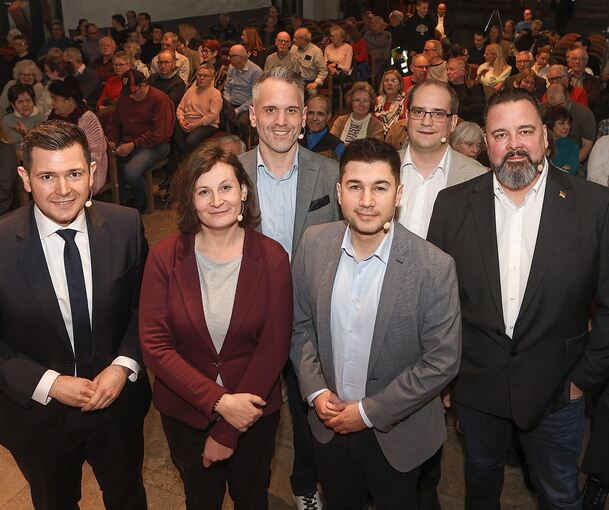 Sie stellten sich den Fragen der LKZ-Moderatoren (von links): Tobias Vogt (CDU), Ingrid Petri (Die Linke), Daniel Haas (SPD), Tayfun Tok (Grüne), Paul Wien (FDP) und Reno Geisler (AfD).