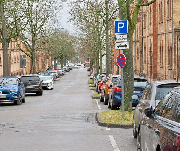 In der Oststadt werden Autofahrer zur kasse gebeten.