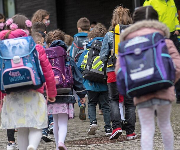 Nach den Sommerferien haben alle Erstklässler Anspruch auf acht Stunden Betreuung an fünf Tagen.