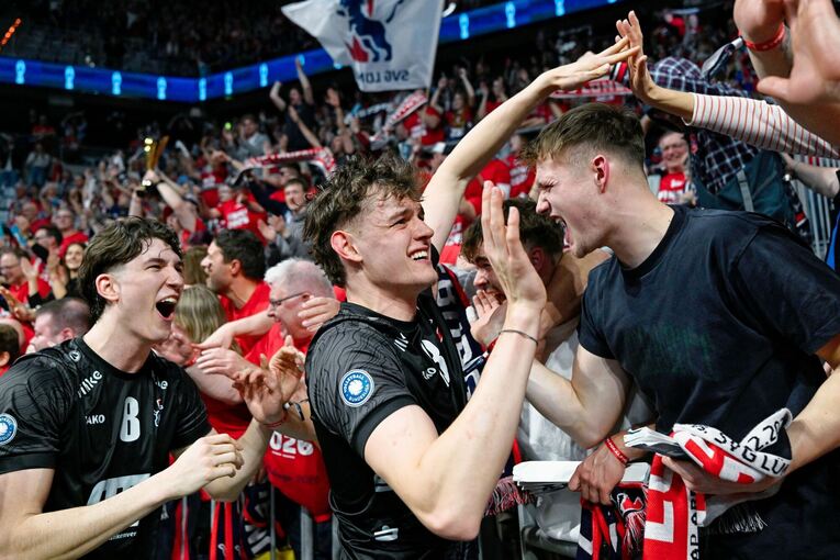 VfB Friedrichshafen - SVG Lüneburg VfB Friedrichshafen - SVG Lüneburg