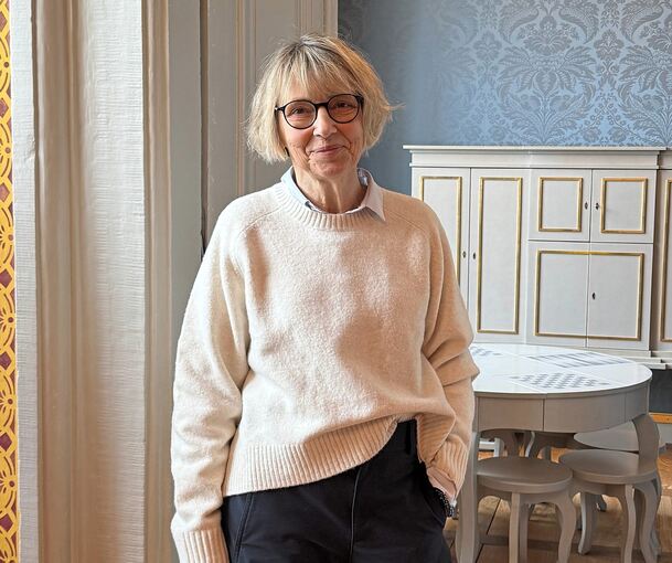 Anne Raquet trat 1999 erstmals als Kammerzofe vor ihr Publikum. Anne Raquet trat 1999 erstmals als Kammerzofe vor ihr Publikum.