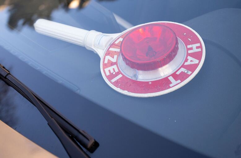 Motorradfahrer liefert sich Verfolgungsjagd mit Polizei