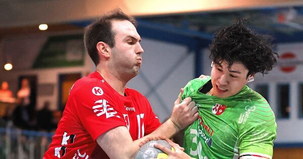 Fabian Gross und der TSV Allowa machen Quang Trans TSF Ditzingen das Leben schwer. Foto: Baumann Fabian Gross und der TSV Allowa machen Quang Trans TSF Ditzingen das Leben schwer.