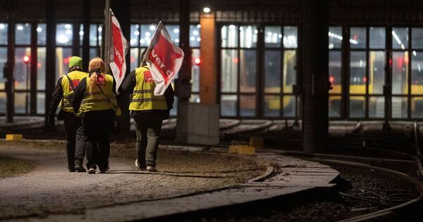 Verdi-Warnstreiks im Nahverkehr – Baden-Württemberg Verdi-Warnstreiks im Nahverkehr – Baden-Württemberg