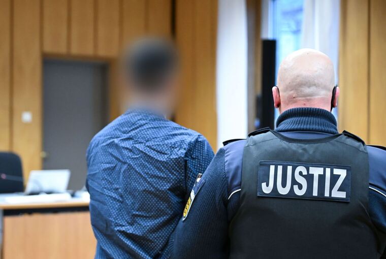 Prozess wegen Fälschung von theoretischen Führerscheinprüfungen