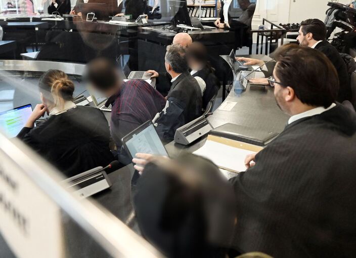 Prozess gegen zwei Ärzte und zwei Pflegekräfte