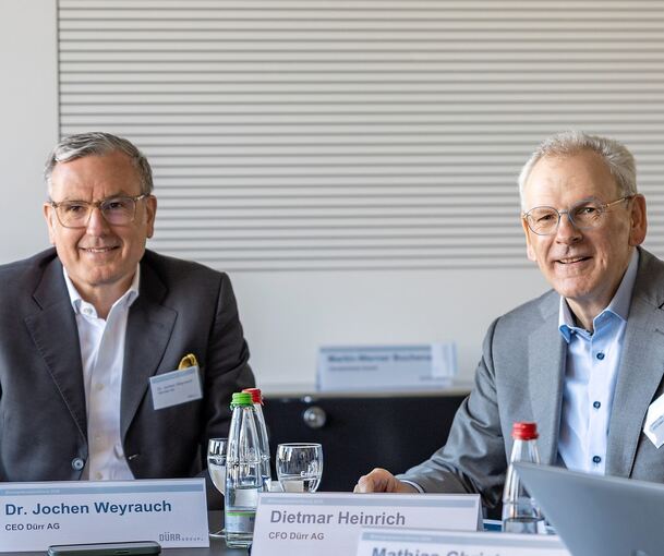 Gute Bilanzzahlen, gute Laune: Dürr-Chef Jochen Weyrauch und Finanzvorstand Dietmar Heinrich.
