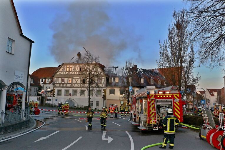 Großbrand in Pleidelsheim - Hotel evakuiert