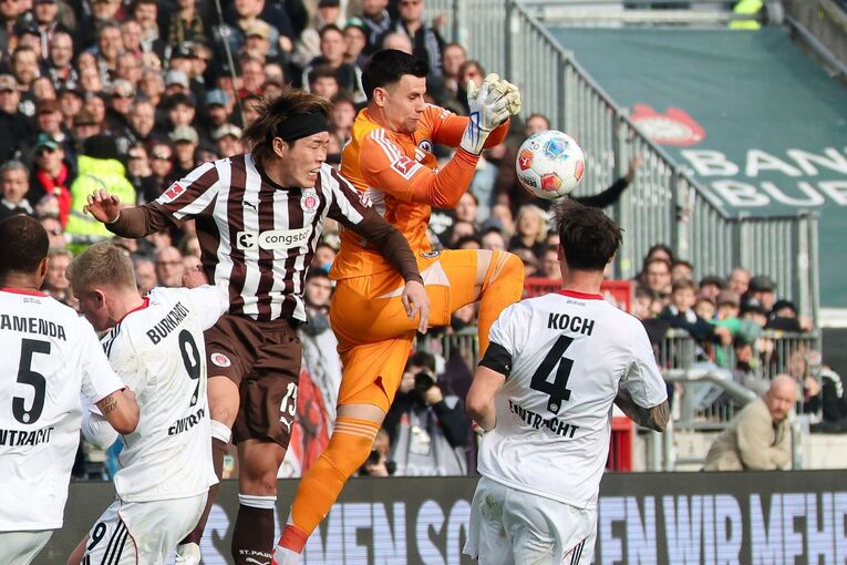 FC St. Pauli - Eintracht Frankfurt