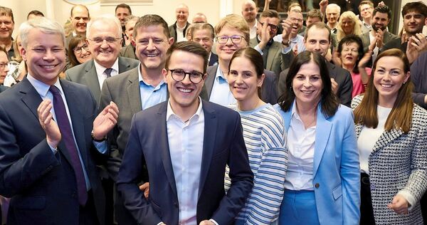 Der Sieger: Lukas Tietze (Mitte) holt für die CDU das Direktmandat im Wahlkreis Ludwigsburg.