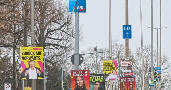 Bis zuletzt werben die Parteien in Ludwigsburg um Stimmen, wie hier an der B27: Abgeordnete nach Stuttgart werden aber nur CDU, Grüne und AfD entsenden.