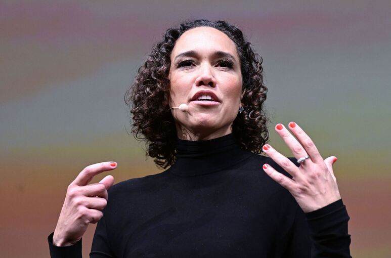 Nicole Büttner will ihre Haare abrasieren