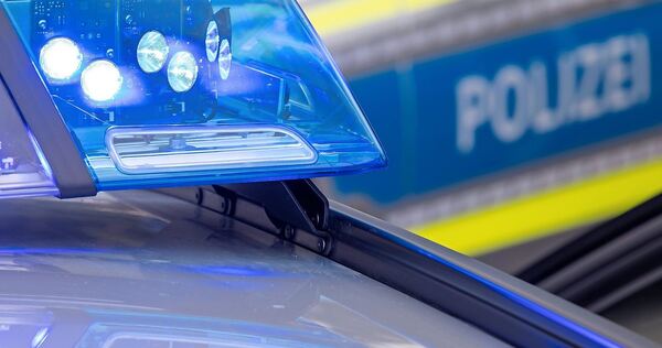 Die Polizei sucht Zeugen.