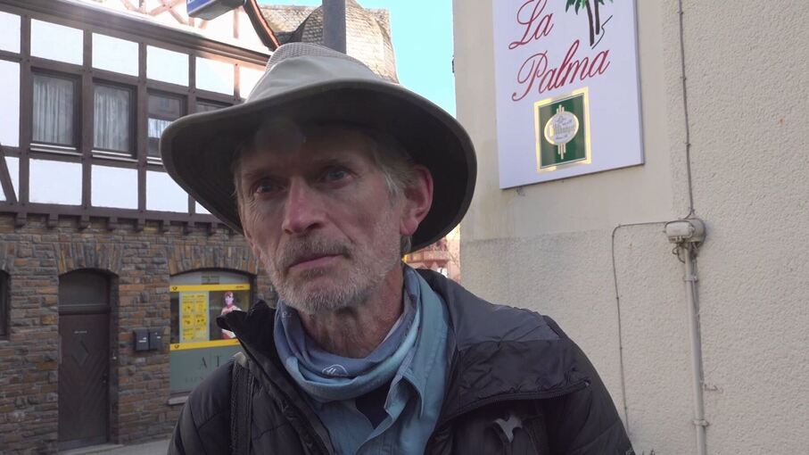 Nach dem Meteoriteneinschlag in Rheinland-Pfalz