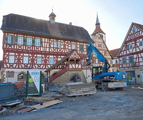 Das Steinheimer Rathaus ist eines der aktuellen Bauprojekte. Für den Haushalt 2027 sollen Bürger vorschlagen können, welche Projekte die Kommune anvisieren soll.