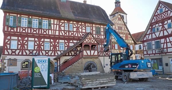 Das Steinheimer Rathaus ist eines der aktuellen Bauprojekte. Für den Haushalt 2027 sollen Bürger vorschlagen können, welche Projekte die Kommune anvisieren soll.