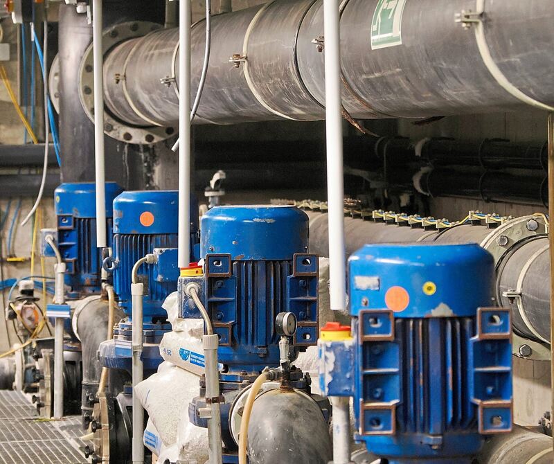 Einblicke in die Technik des Freibads.